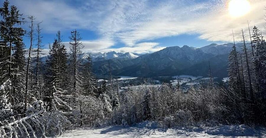 From Krakow: Zakopane Day Trip with Funicular & Food Tasting - Chocholow village: wooden houses and highland atmosphere