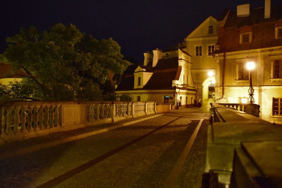 From Warsaw: Lublin and Majdanek State Museum Day Tour - Old Town Stroll and Krakow Gate: Where You Can Let Your Eyes Catch Up