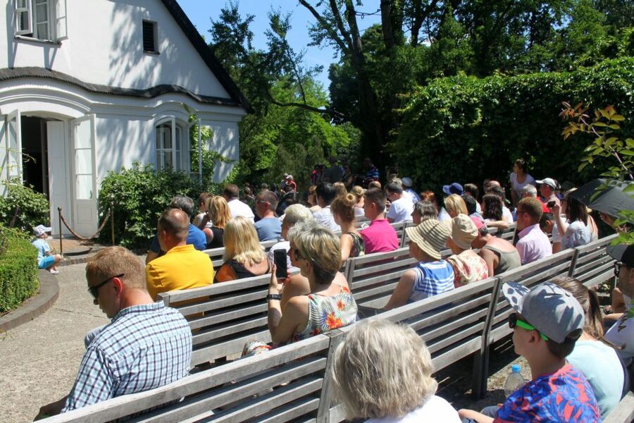 From Warsaw: Tour to Chopin's Birthplace - Żelazowa Wola - A half-day ride from Warsaw to Chopin country