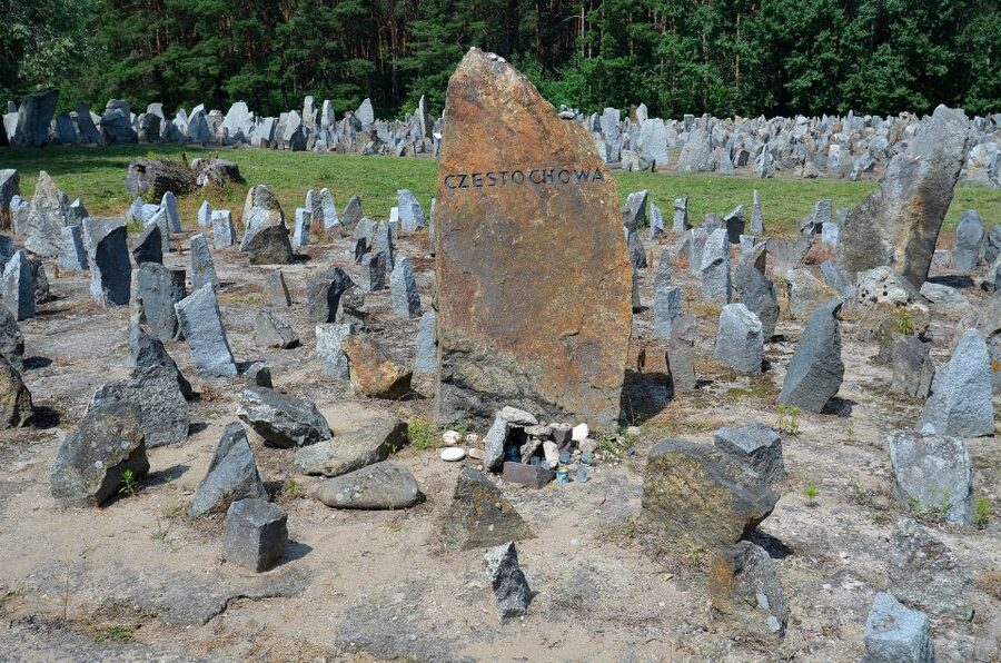 From Warsaw: Treblinka Extermination Camp Private Tour - Timing, Comfort, and What to Bring for a 5-Hour Day