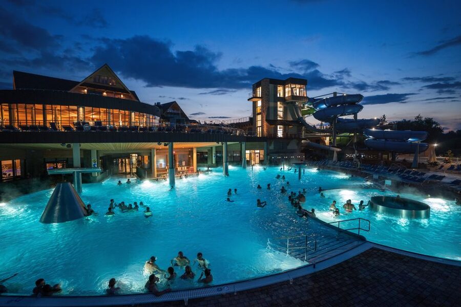 From Zakopane: Chocholow Thermal Baths with Hotel Transfers - The Van Ride Matters: 30 Minutes of Scenic Reset plus Friendly Direction