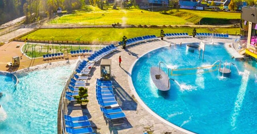 From Zakopane: Chocholow Thermal Baths with Hotel Transfers - Your 3 Hours Inside: Pools, Jacuzzis, and Saunas in Thermal Water