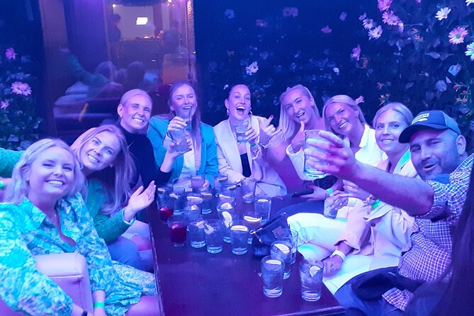 Fun Explorers Pub Crawl with free welcome shots and free ent - Key highlights to look for