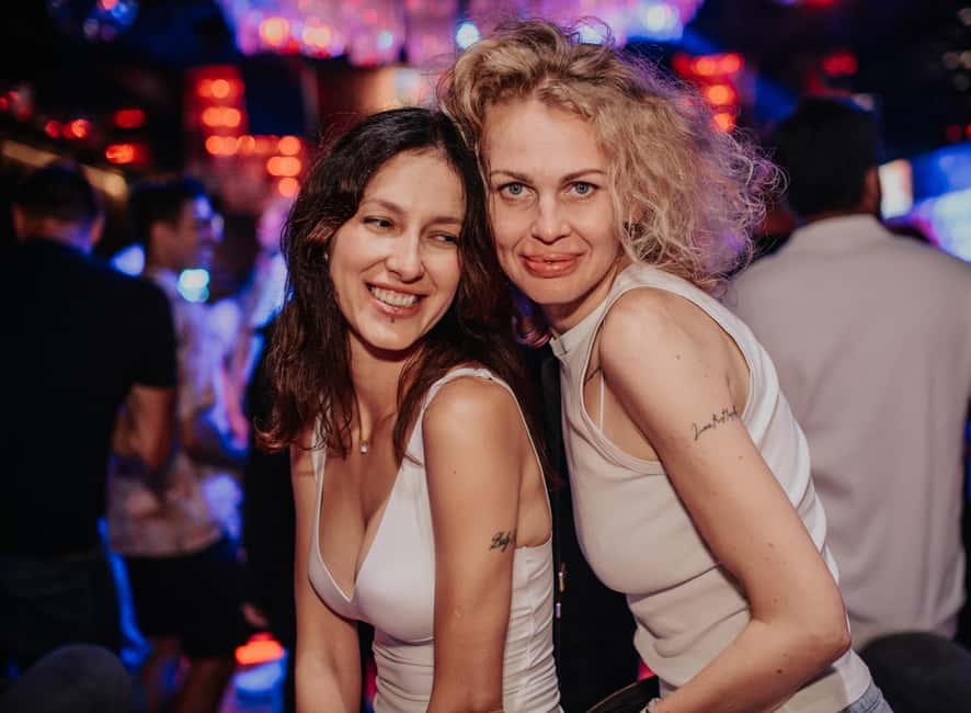 Fun Explorers Pub Crawl with free welcome shots and free ent - VIP Club Entrance and Skipping the Line, What That Means for Your Night
