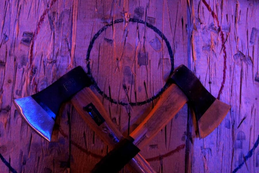Gdańsk: 1.5-Hour Axe Throwing Experience - Practical Tips So You Throw Better, Faster