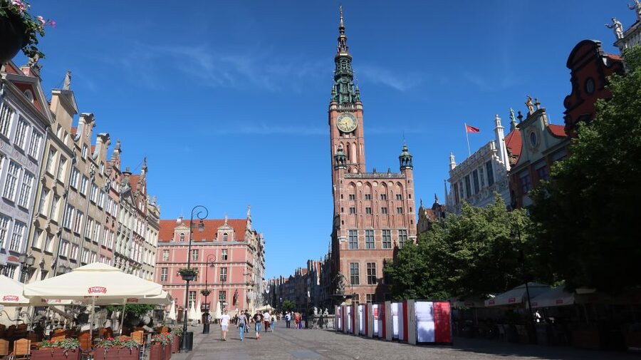 Gdansk and Stutthof Concentration Camp Private Tour - Driving Time, Pacing, and How to Protect Your Gdansk Time