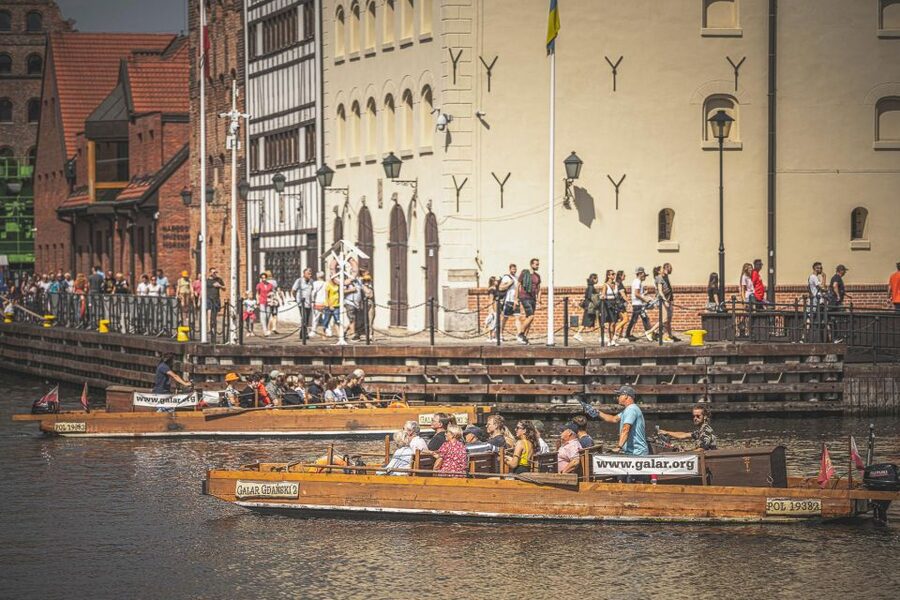 Gdansk: City Cruise on Historical Polish Boat - Ołowianka and Granary Island: the “in-between” sights most people skip