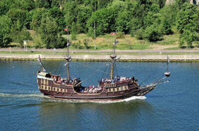 Guided Round-Trip Cruise to Westerplatte
