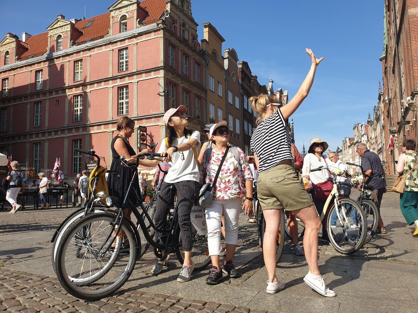 Gdańsk: Highlights Bike Tour - Meeting at Chlebnicka 19/20 and getting rolling