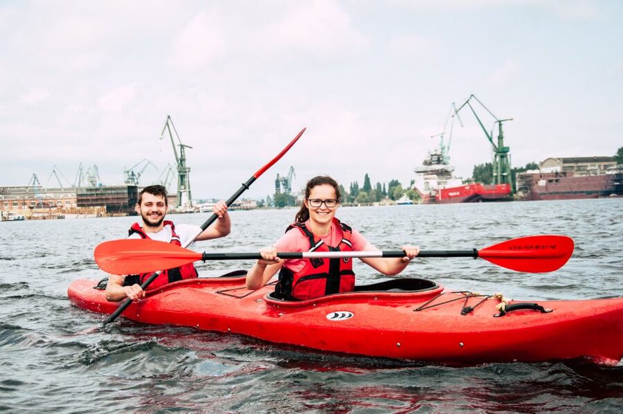 Gdańsk: Islands and Canals Private Kayak Tour - Safety Briefing and Kayak Coaching That Works for Beginners