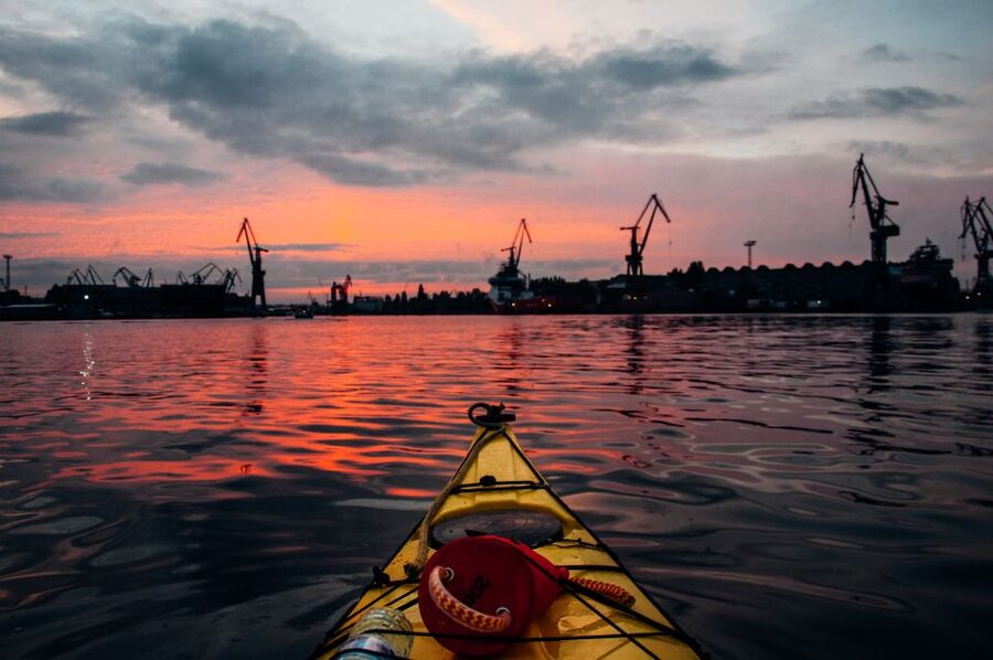 Gdańsk: Islands and Canals Private Kayak Tour - Soldek Ship and the Crane: Port History You Paddle By