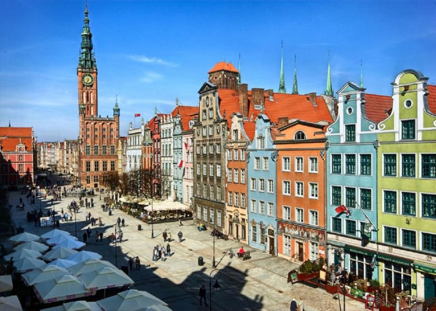 Gdansk: Jewish Heritage Guided Private Walking Tour - Old Town monuments, centuries of architecture, and the Great Synagogue site