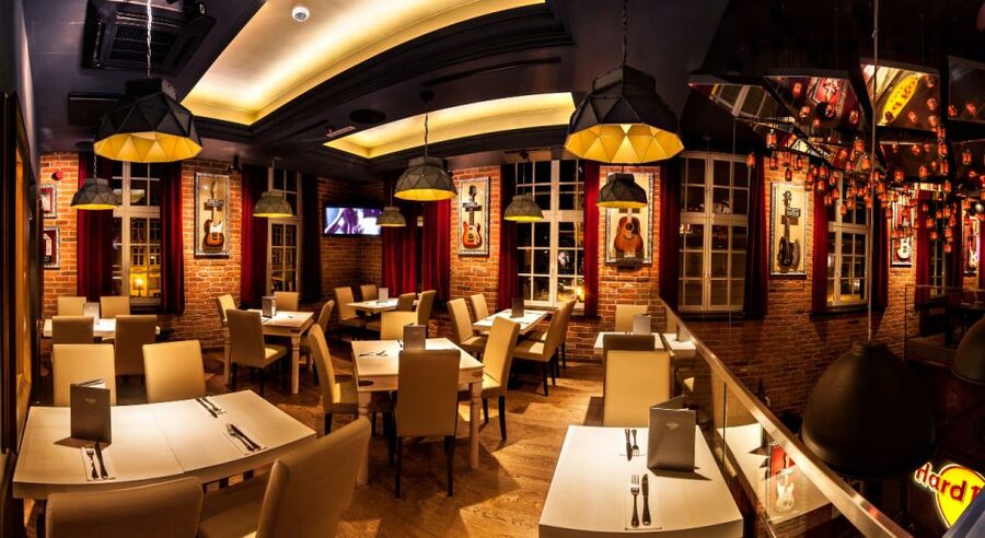 Gdansk: Legendary Burger and Zywiec Beer at Hard Rock Cafe - Price and value, why the $20 can work if you play it smart
