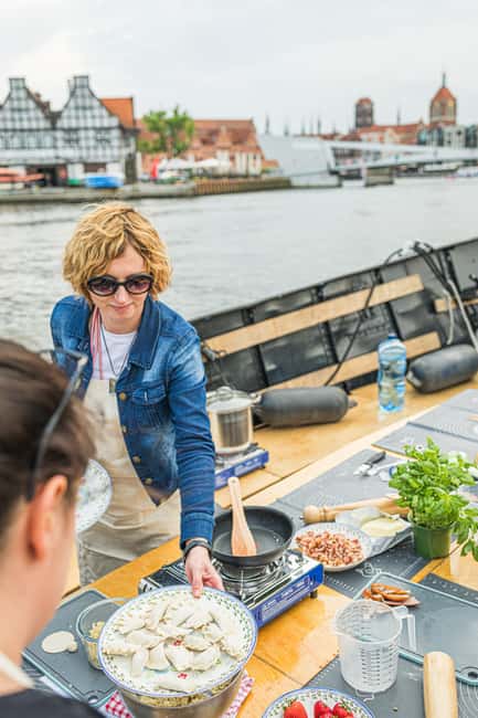 Gdańsk: Motława River Cruise with Pierogi Tasting - The 70 Minutes That Actually Matter, How the Cruise Flows