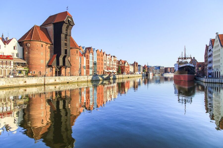Gdańsk: Old Town Private Walking Tour with Legends and Facts - Price and Value: What $107 Gets You in Real Sightseeing Time