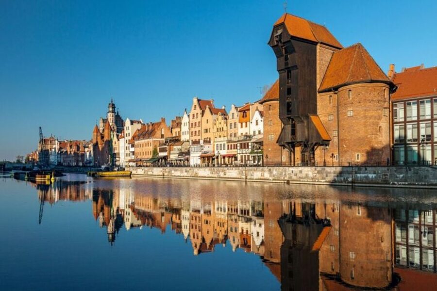 Gdansk: Private custom walking tour with a local guide - Gdansk on foot, with a route that fits your day