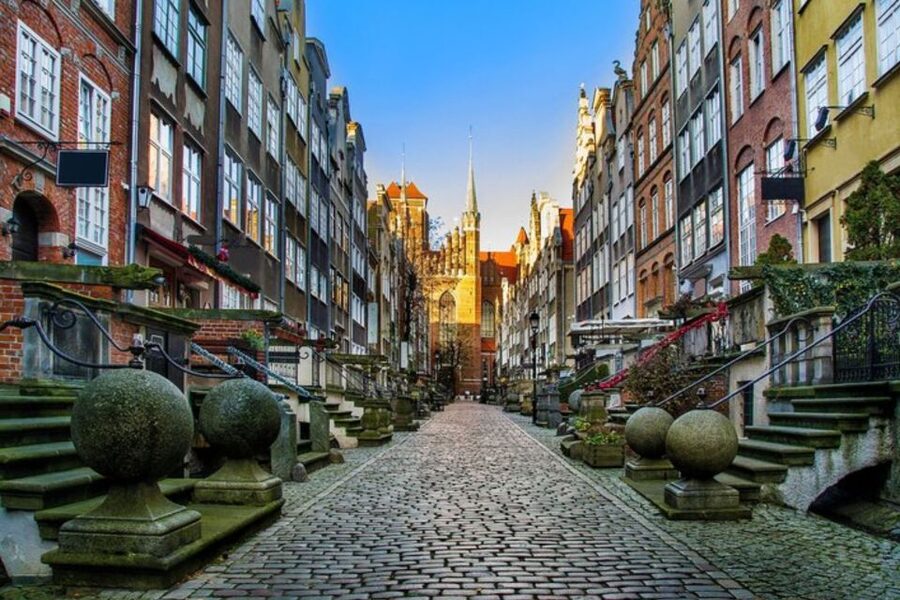 Gdansk: Private custom walking tour with a local guide - Public transport segments and staying comfortable