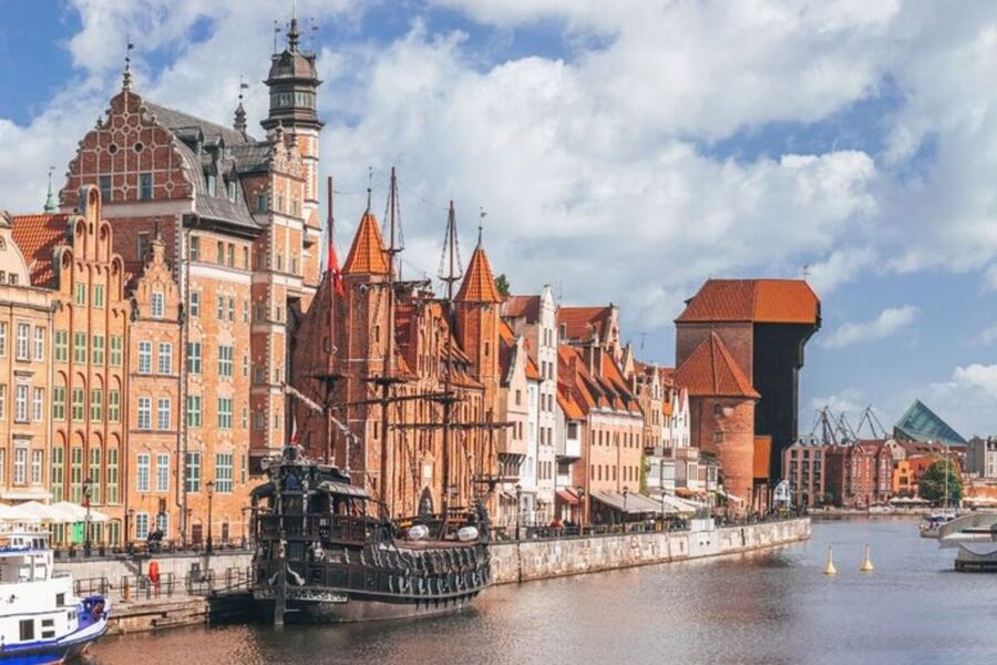 Gdansk: Private custom walking tour with a local guide - How the customization works in real life