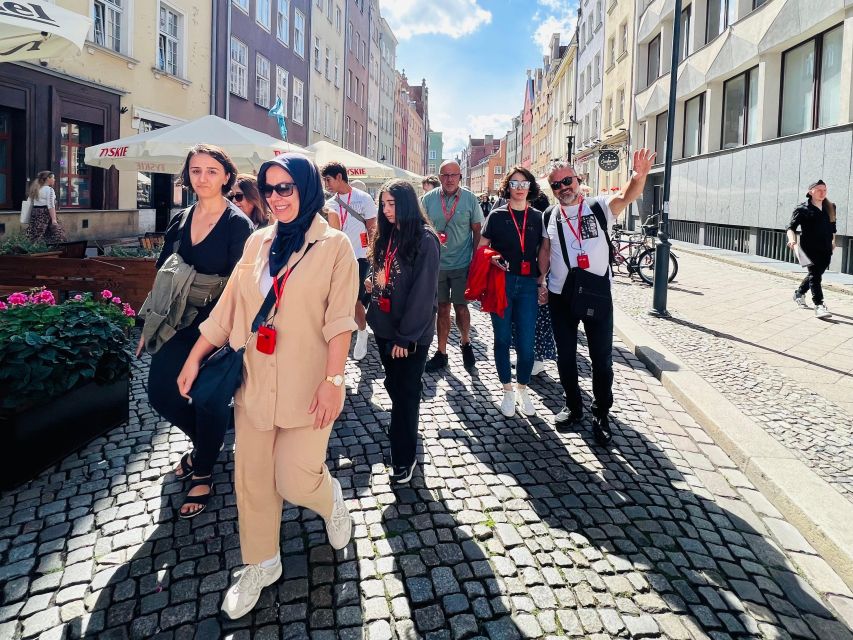 Gdansk: Private Old Town Tour - Neptune’s Fountain to Piwna: small streets with big stories