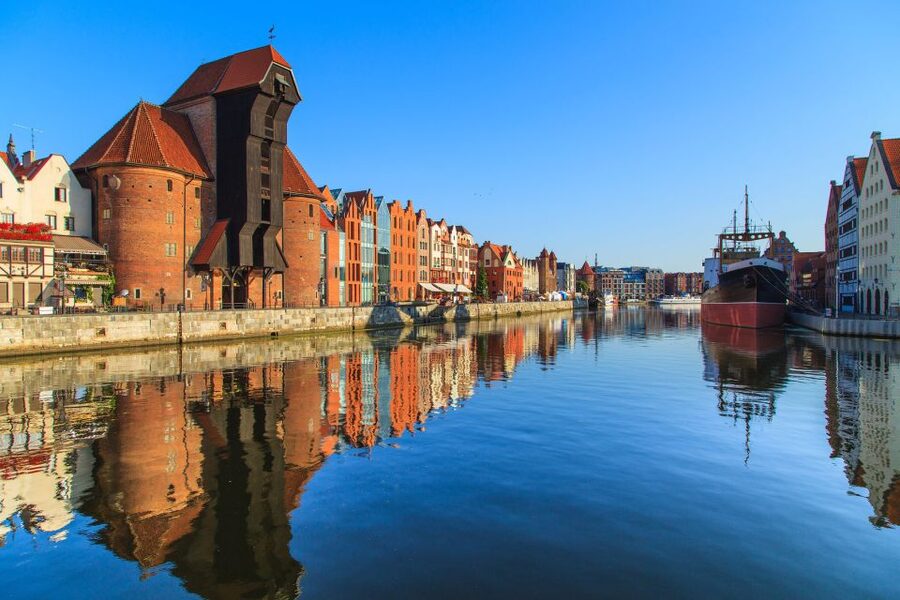 Gdansk, Sopot and Gdynia 3 Cities Private Full-Day Tour - Sopot’s Monciak Street, Art Nouveau Feel, Pier, and Waterfront Spa Park