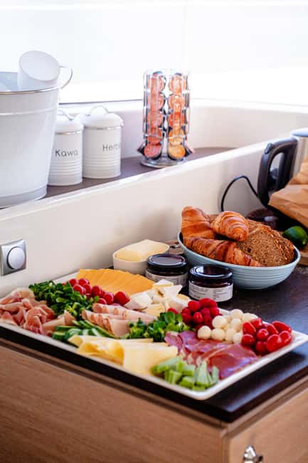 Gdansk/Sopot: Breakfast Cruise on a Catamaran - Price and value: what $61 really buys you
