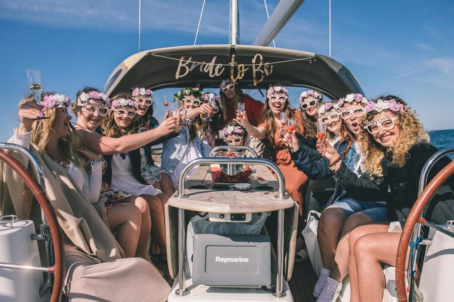 Gdańsk/Sopot: Private Boat Party with Music & Drinks - A 2-Hour Private Yacht Party From Gdańsk or Sopot