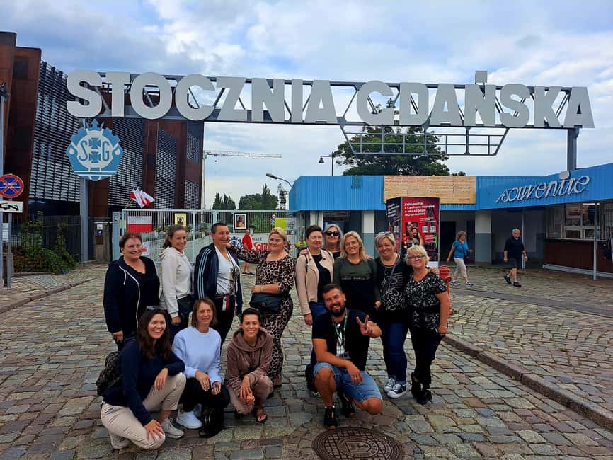 Gdansk: Top Unlimited Beer & Highlights Tour by Golf Buggy - Getting Oriented Near Neptune Fountain, Plus Optional Pickup