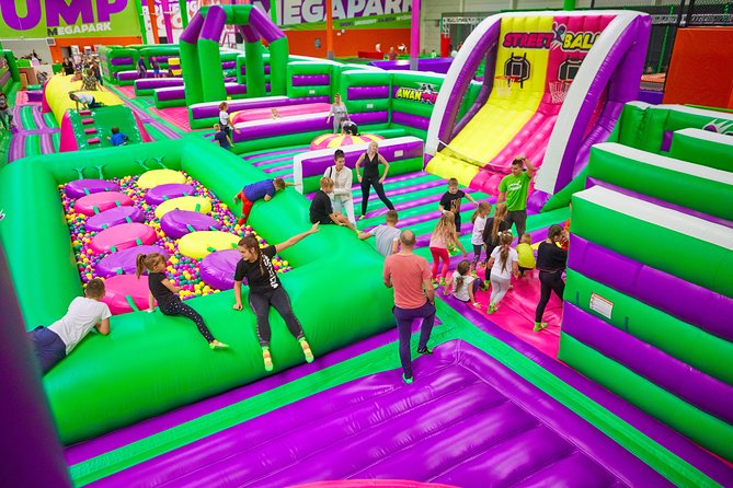 GOjump MEGAPARK Kraków-Sikorki 1h ticket: GOair Inflatable Park - GOair Inflatable Park: the 25+ attractions you should try first