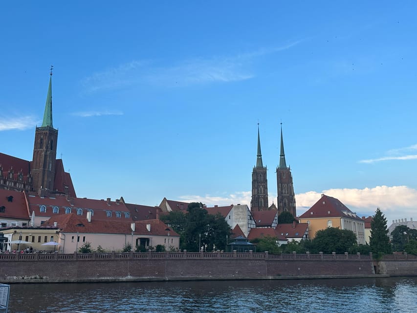 Group city tour (walking tour) through Wroclaw in German - Starting at the Pillory: How the route sets you up for the whole city