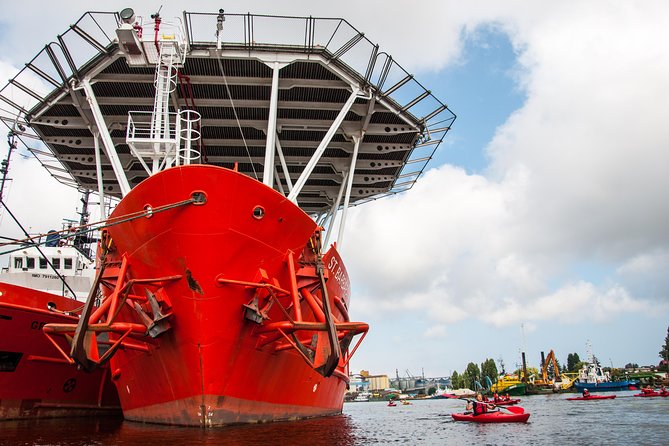 Guided Sightseeing Kayak Tour at Gdansk - How hard is it really? Beginner-friendly paddling with real rules
