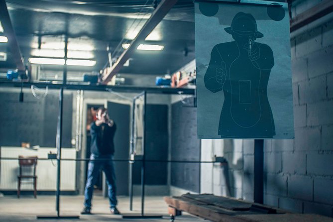 Indoor Shooting Range in Warszawa Package 2 - Warsaw Indoor Shooting Range: What This Experience Is Really Like
