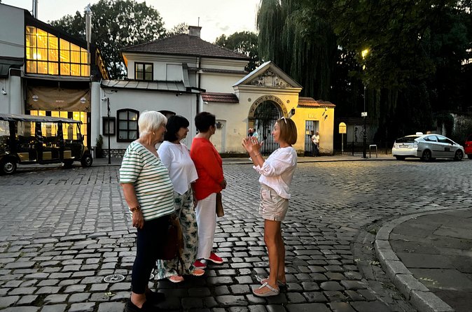 Jewish Krakow Private Tour. Personalities, Art and Food - Food in Jewish Krakow: What You Can Expect Without Overpromising Tastings