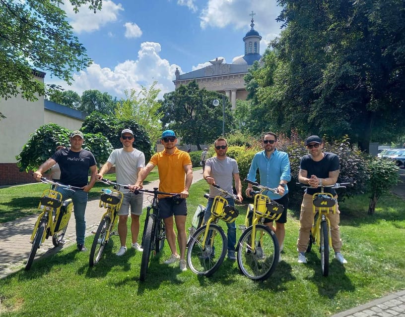 Katowice and Nikiszowiec: bicycle tour with guide - Pomnik Harcerzy Września to the Silesian Insurgents’ Monument, why the early stops matter