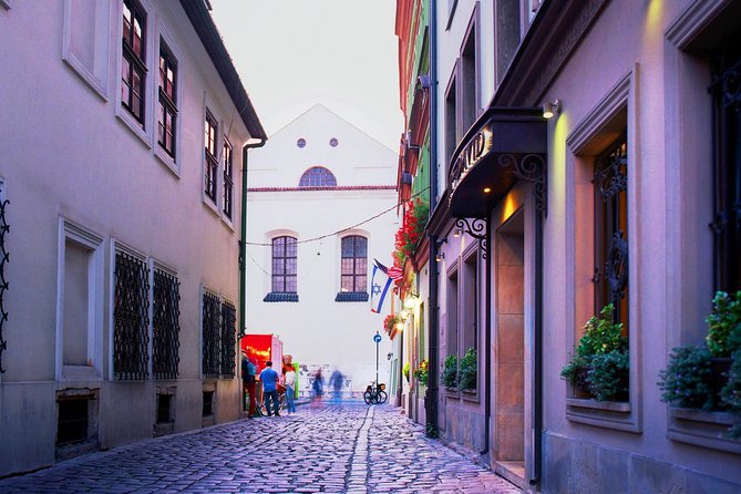 Kazimierz, Jewish Ghetto, Schindler's List story - Golf Cart Tour - Szeroka Street and Corpus Christi Church: The Short Stop Landmarks