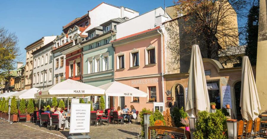 Kazimierz, Schindler's Factory & Ghetto Guided Tour - Key Things You’ll Notice on This Tour