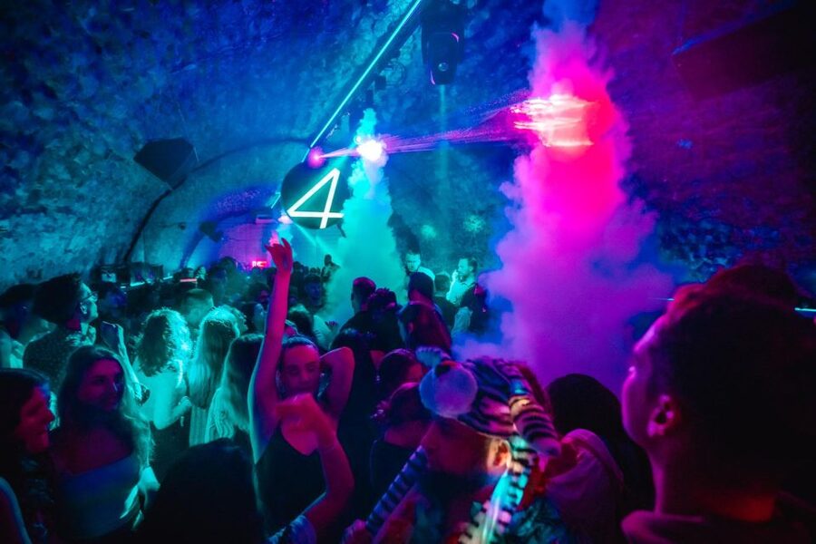 Krakow: 2-Day Nightlife Ticket - A smart 2-night game plan using free entrance strategically