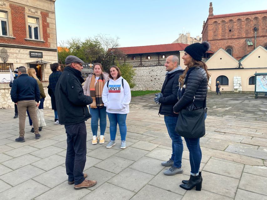 Krakow: 2h Kazimierz (Jewish Quarter) Walking Tour - What the guide covers, from pre-war Krakow to film locations
