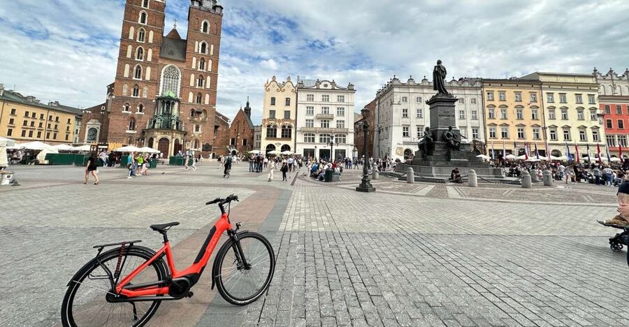 Krakow: 3-Hour Small Group Tour on E-Bike - WWII Ghetto Area and Schindler’s Factory: How the Tour Handles the Heavy Stuff