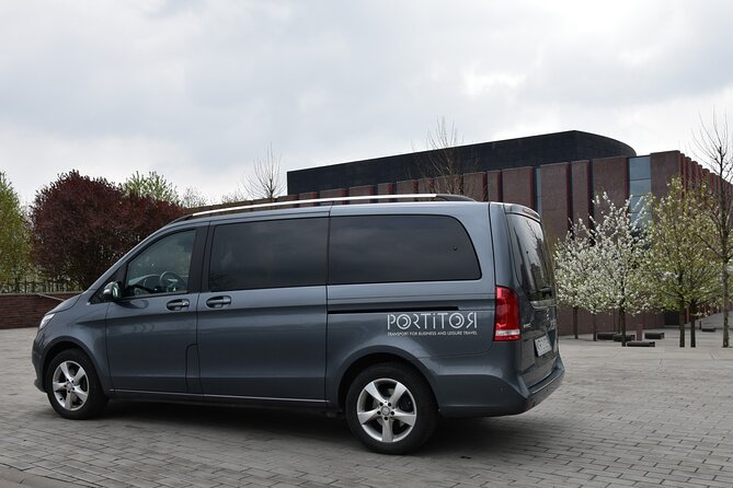 Krakow Airport Departure Transfer - How the Hotel Reception Lounge Meeting Works in Krakow