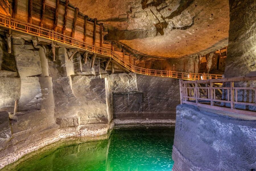Krakow: Auschwitz and Wieliczka Salt Mine Combo Tour - Key Things Worth Knowing Before You Go
