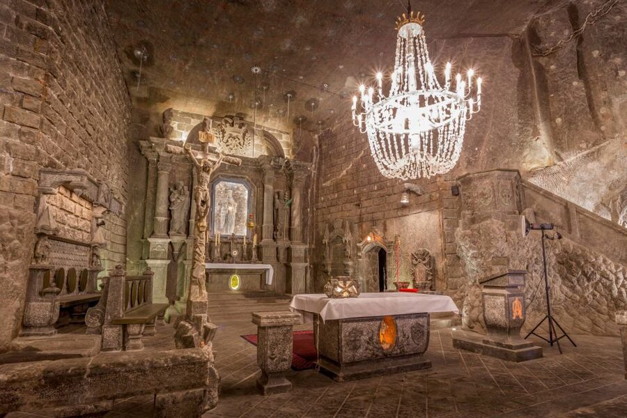 Krakow: Auschwitz and Wieliczka Salt Mine Combo Tour - Auschwitz I and Auschwitz II Birkenau: What You Will Actually See