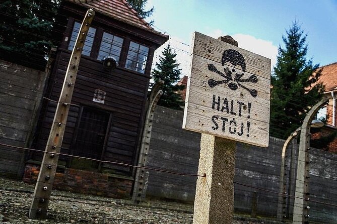 Krakow: Auschwitz-Birkenau Guided Tour & Hotel Pick Up - Hotel Pickup, Exact Timing, and How to Avoid Stress