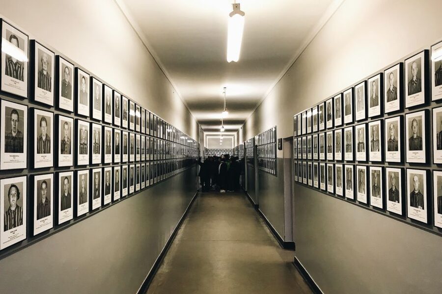 Krakow: Auschwitz-Birkenau Tour Limited to 15 Visitors - Guides and pacing: respectful, but plan for momentum