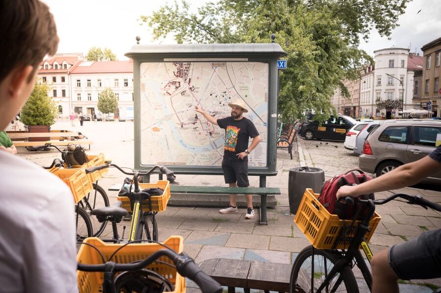 Krakow: Bike Tour of Old Town, Jewish Quarter and the Ghetto - What makes the guide the real difference (and why the names matter)