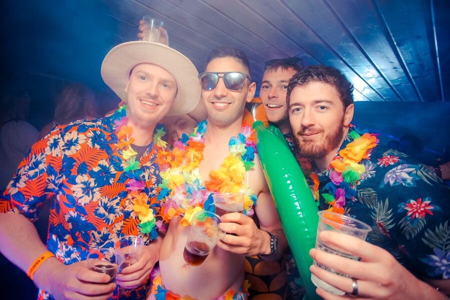 Krakow: Boat Party with Unlimited Drinks - The club crawl after the cruise: VIP entry and what to expect from the three stops