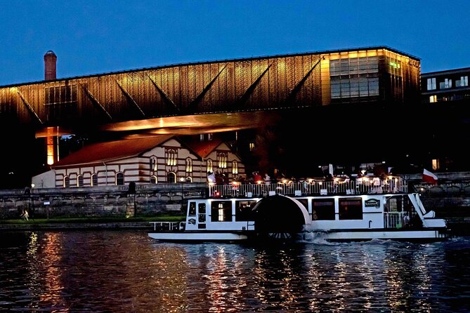 Krakow by night 60 minutes cruise The Vistula River Krakow - What the boat ride feels like: heaters, bar, and winter reality