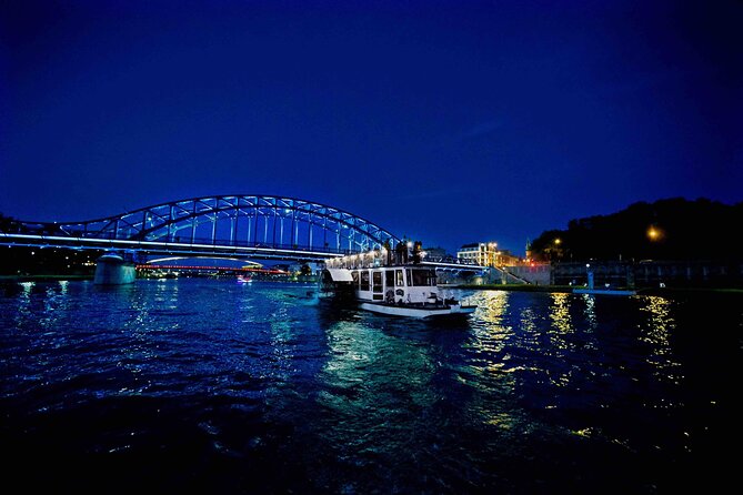 Krakow by night 60 minutes cruise The Vistula River Krakow - The Wawel Riverfront stretch: first views and landmark angles
