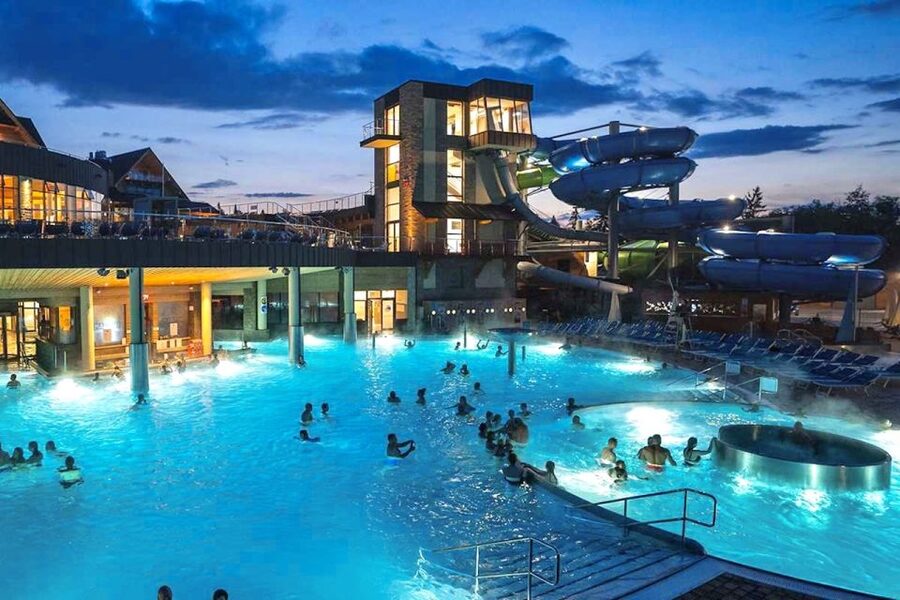 Krakow: Chocholowskie Baths with Ticket and Transportation - Food, Drinks, and Staying Comfortable