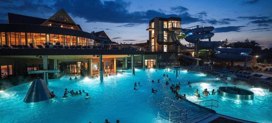Krakow: Chocholowskie Thermal Baths Evening Ticket - Why Termy Chochołowskie at night is a smart Krakow add-on