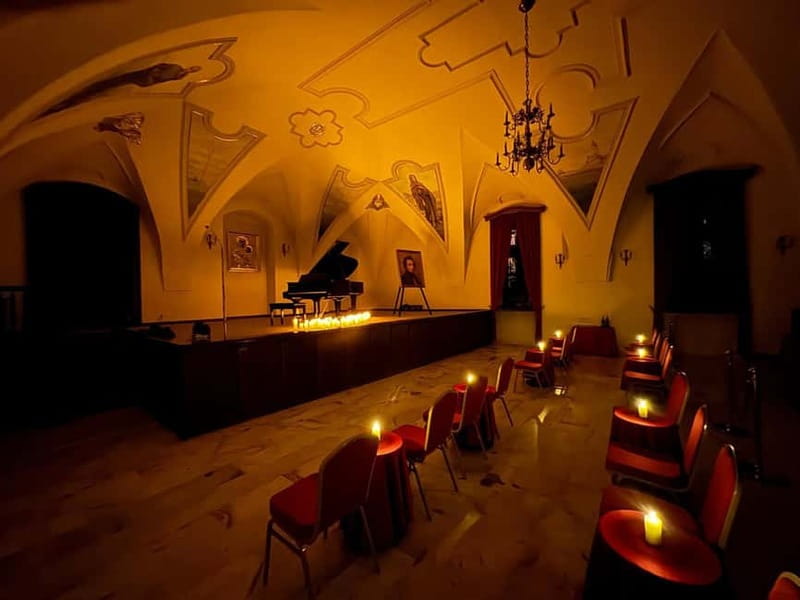Krakow: Chopin Concert by Candle Glow - Price and value for a candlelit classical night